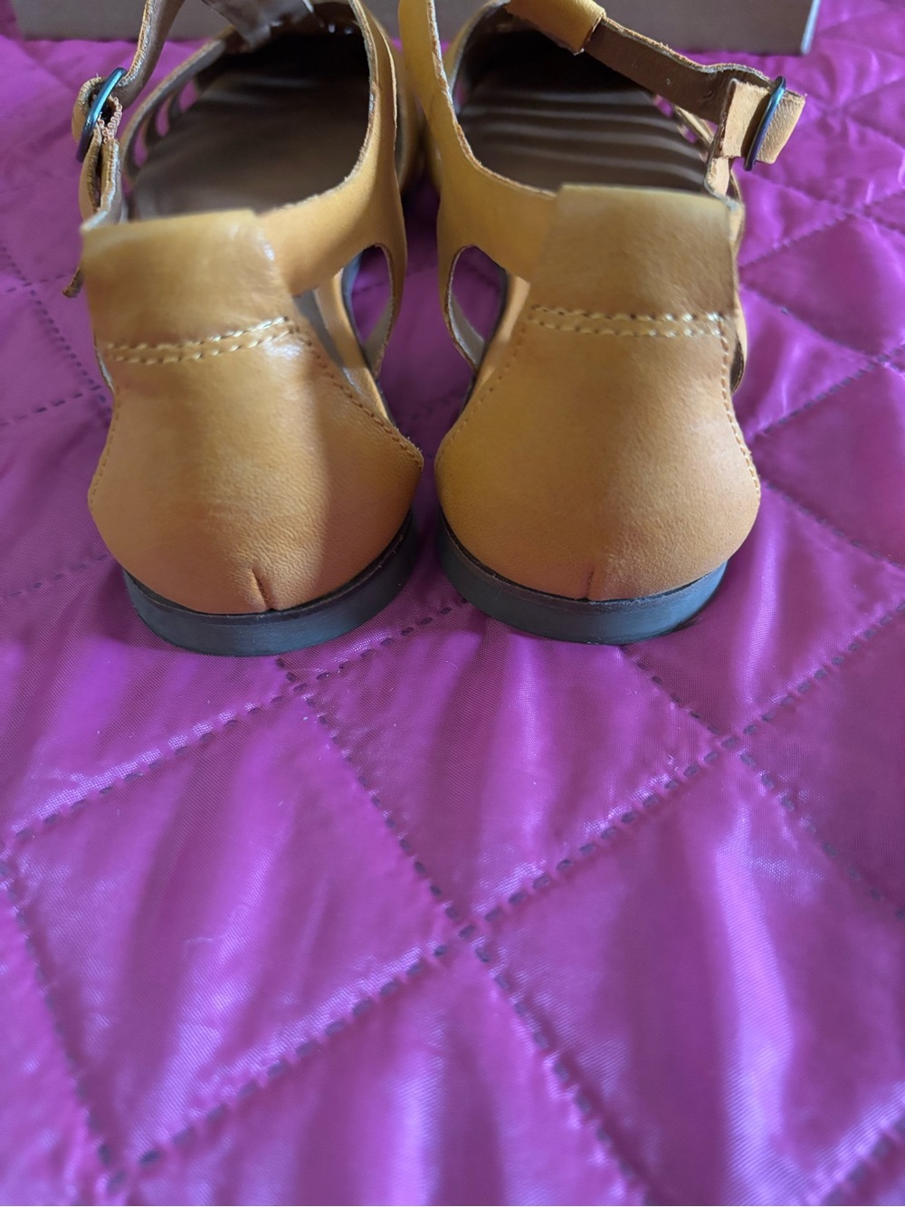 Lucky Brand Orange Leather Strappy T‑Bar Sandal - Picture 6 of 8